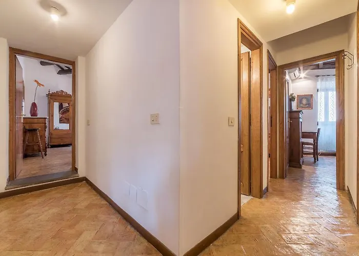 Διαμέρισμα By The Charming Piazza Navona - Fromhometorome *