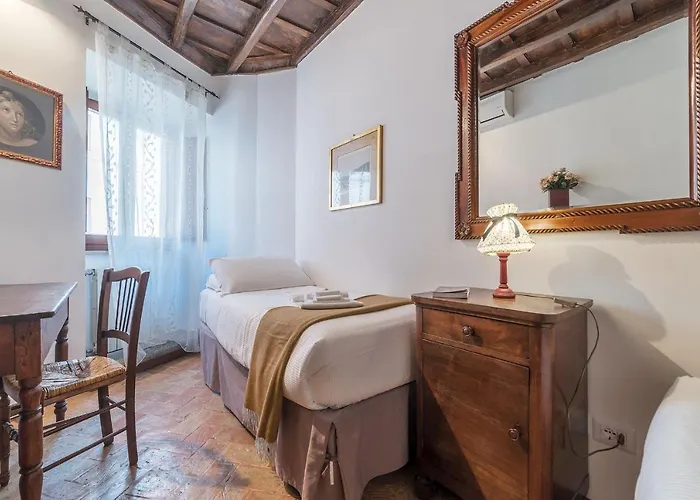 Διαμέρισμα By The Charming Piazza Navona - Fromhometorome Ρώμη