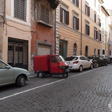 Apartment By The Charming Piazza Navona - Fromhometorome Rome